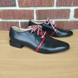 Stylish Black and Red Men's Oxfords